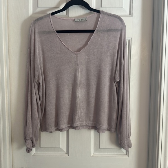 Lola & Sophie Silky Jersey V-Neck Top lilac XS modal - Picture 4 of 8